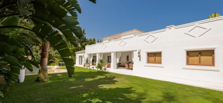 Venta de villa independiente en Atalaya 2