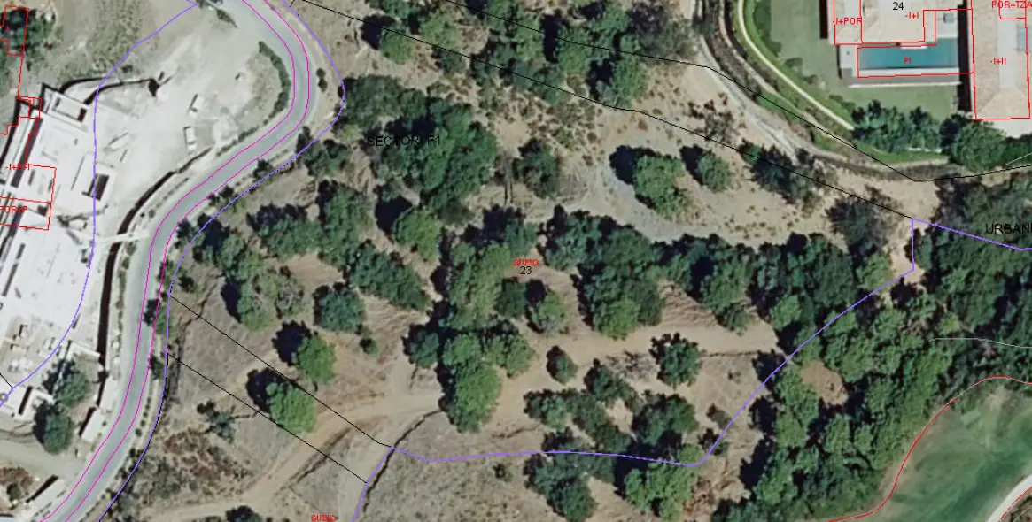 Sale of residential plot in La Zagaleta 11