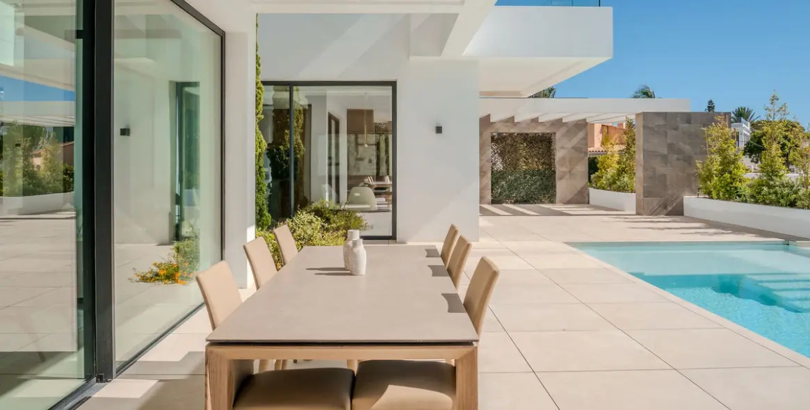 Sale of detached villa in Marbella East (district Marbesa) 9