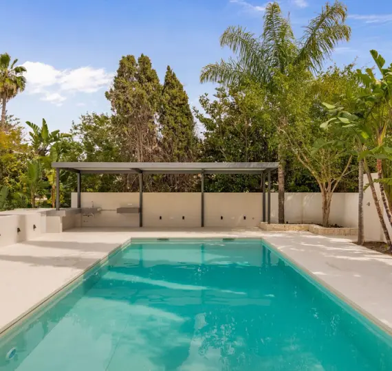 Venta de villa independiente en Guadalmina Alta