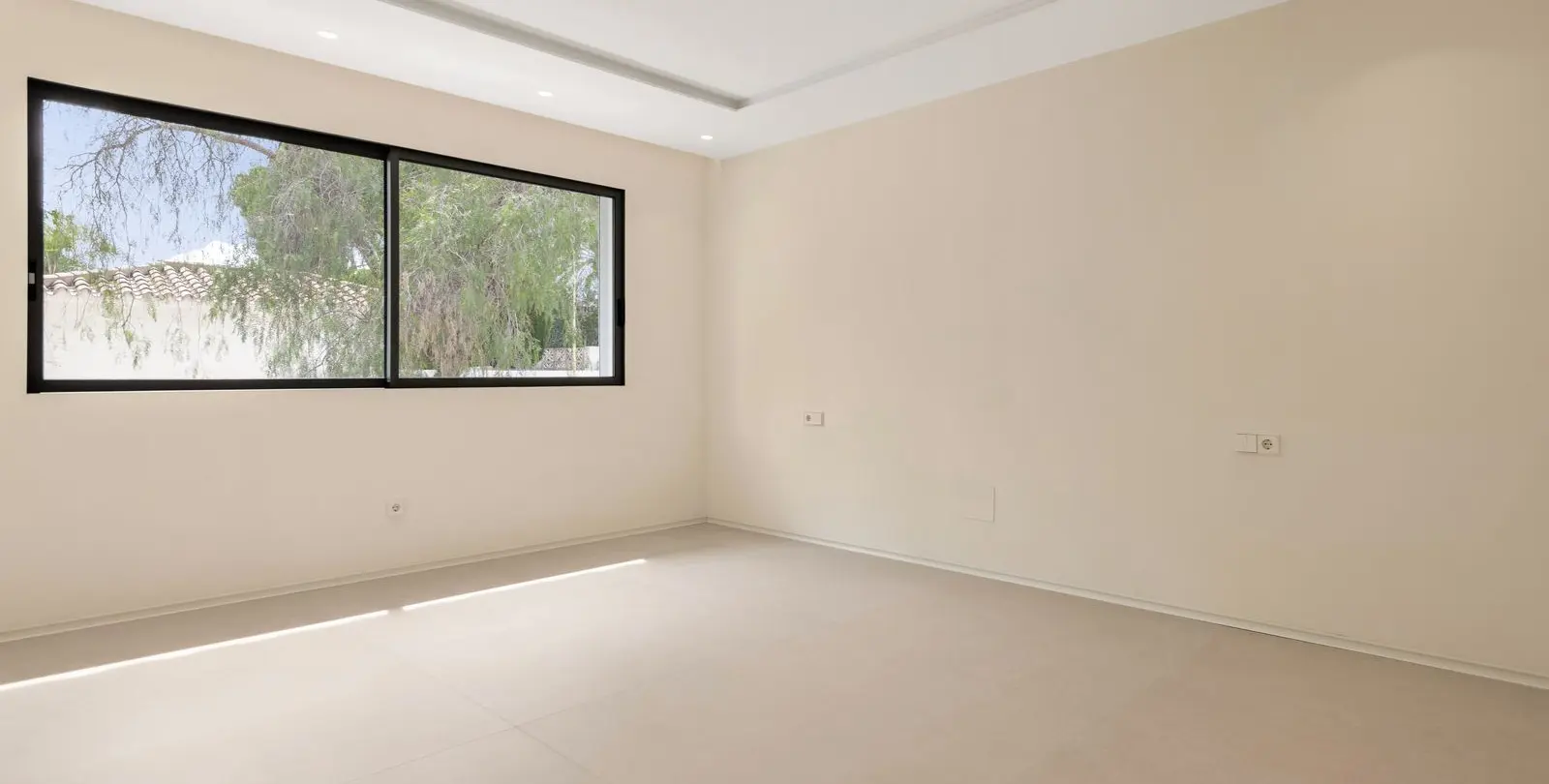 Sale of detached villa in Guadalmina Alta 34