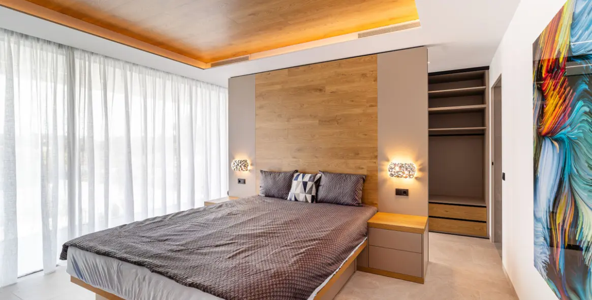 Sale of detached villa in San Pedro de Alcántara 9