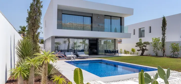 Продажа  отдельно стоящей виллы в San Pedro de Alcántara 0