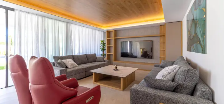 Продажа  отдельно стоящей виллы в San Pedro de Alcántara 3