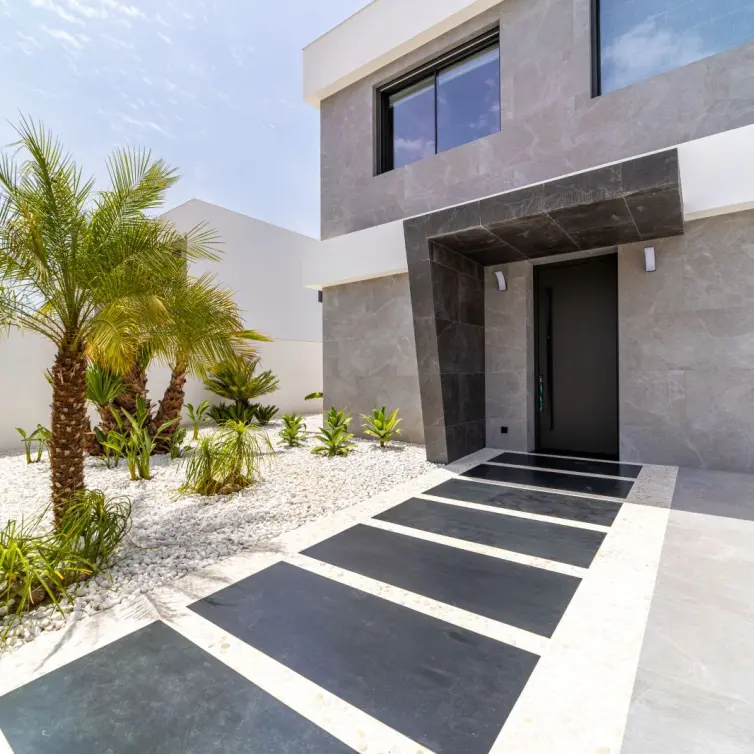 Sale of detached villa in San Pedro de Alcántara