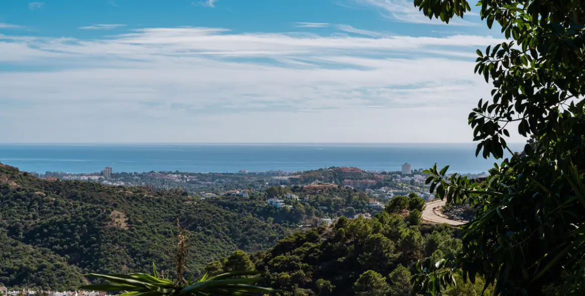 Продажа  отдельно стоящей виллы в El Madroñal 57