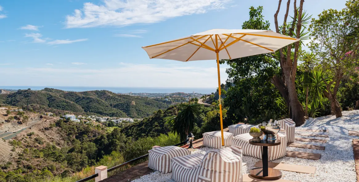 Продажа  отдельно стоящей виллы в El Madroñal 59