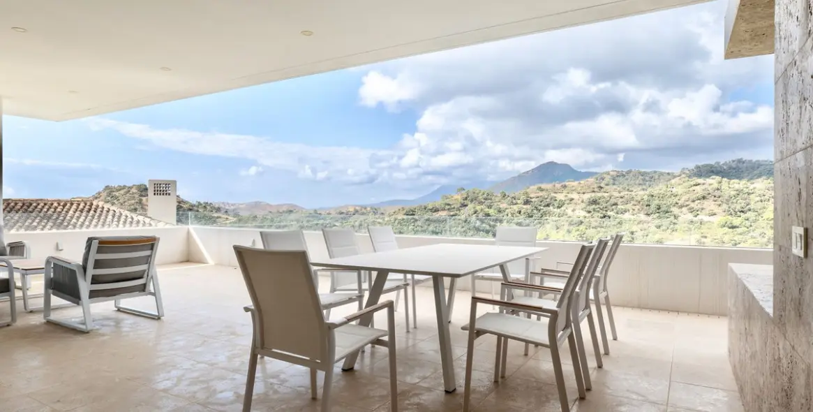 Sale of detached villa in Benahavís (district Los Arqueros) 3