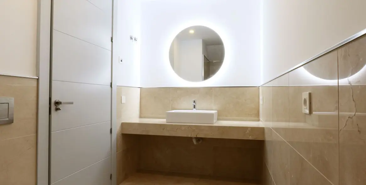 Sale of detached villa in Los Arqueros 21