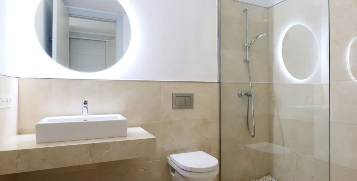 Sale of detached villa in Los Arqueros 31