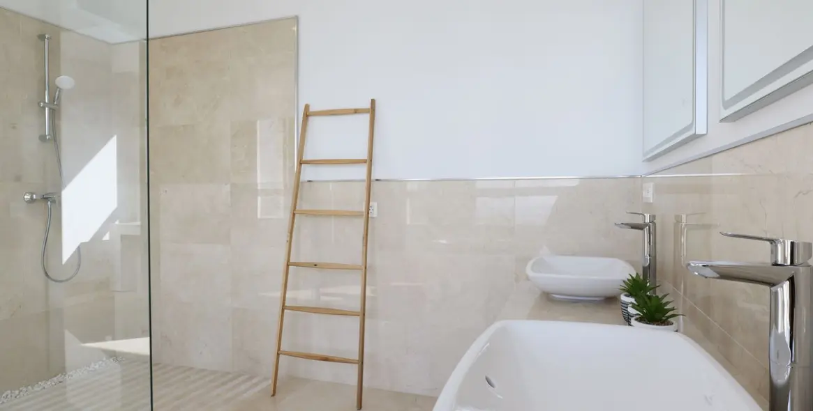 Sale of detached villa in Los Arqueros 69