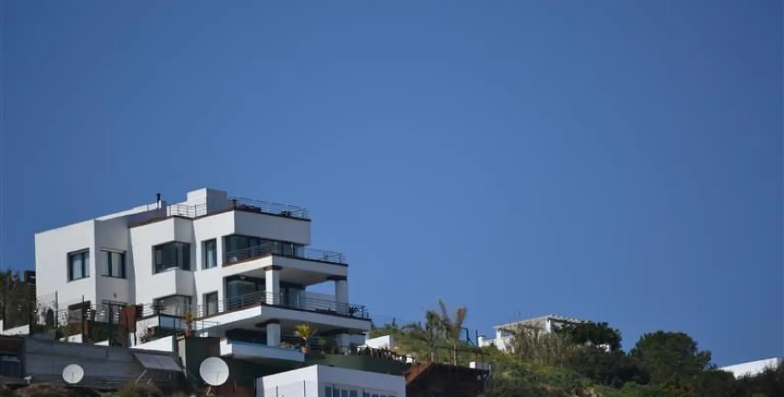 Venta de villa independiente en La Duquesa 3
