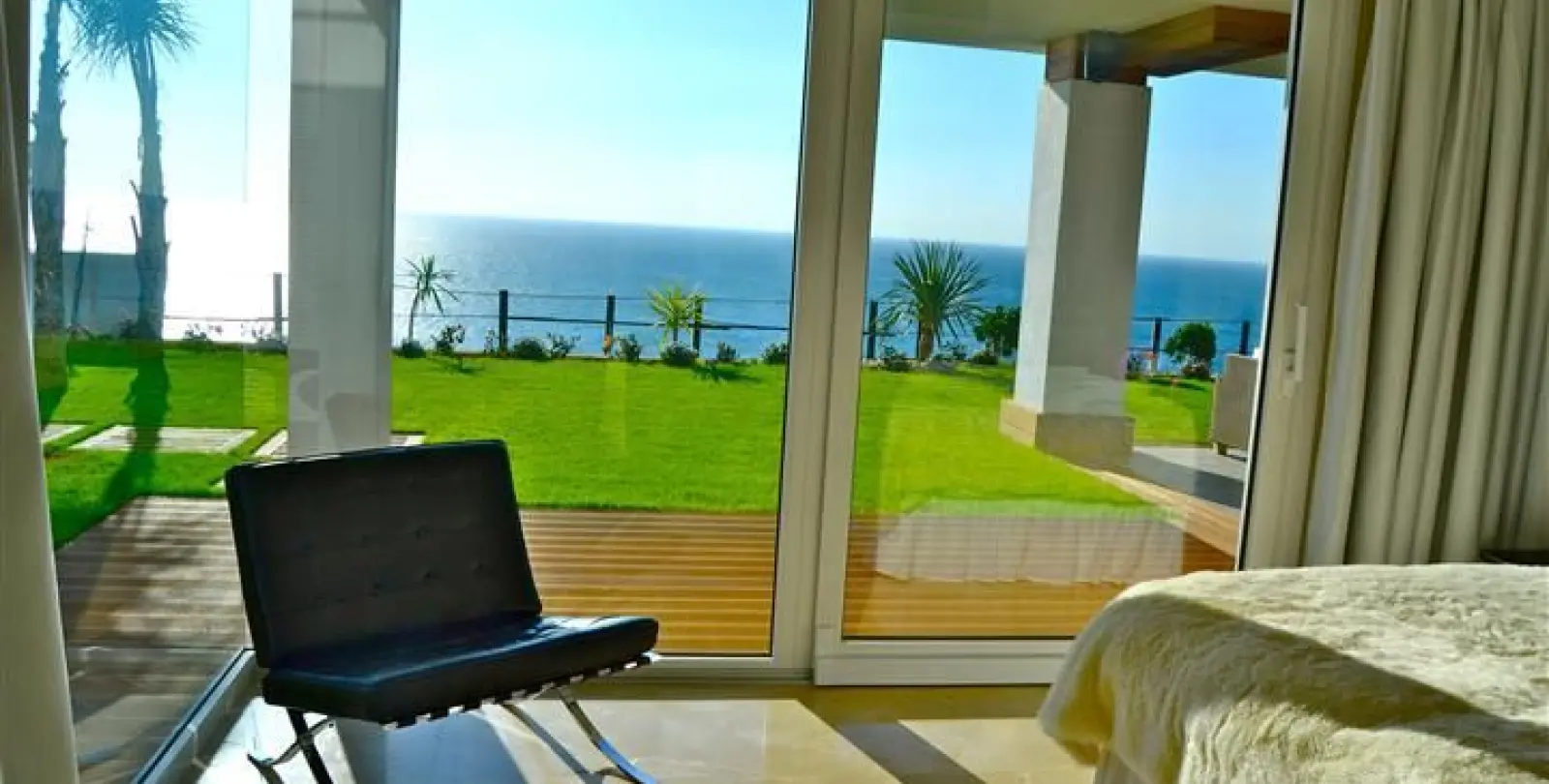 Venta de villa independiente en La Duquesa 53