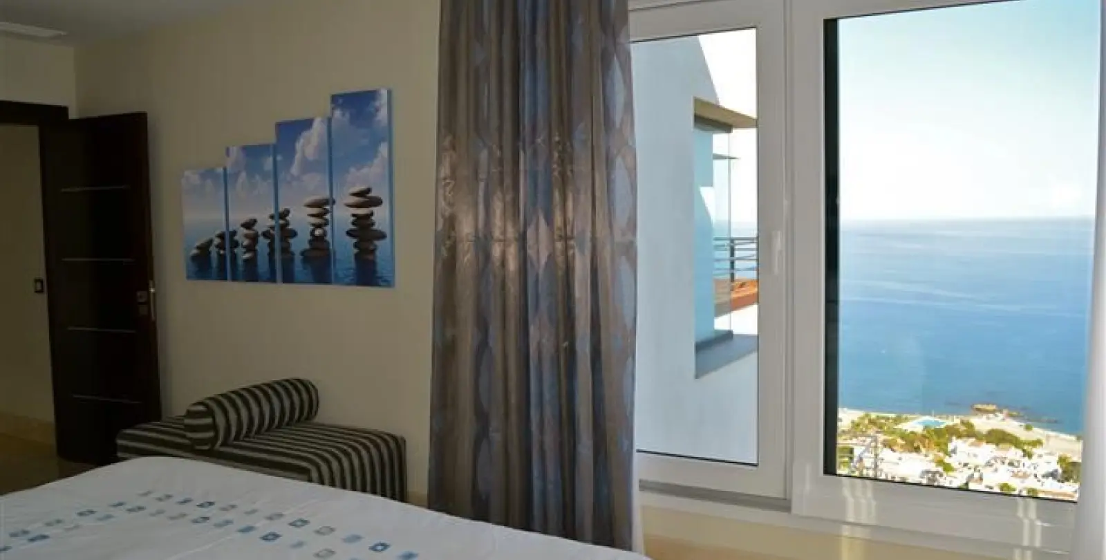 Venta de villa independiente en La Duquesa 55
