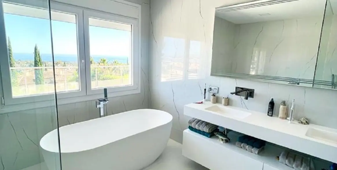 Долгосрочная аренда  отдельно стоящей виллы в El Paraiso 33