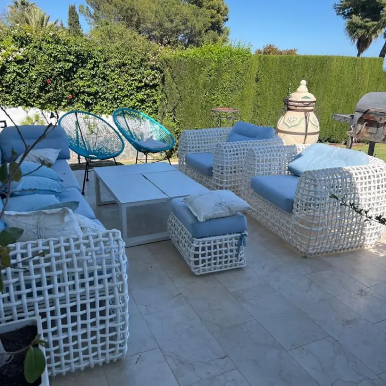 Long-term rent of detached villa in El Paraiso