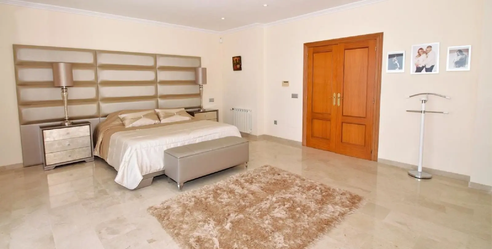Long-term rent of detached villa in El Paraiso 25