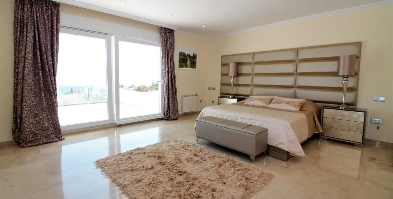 Long-term rent of detached villa in El Paraiso 26