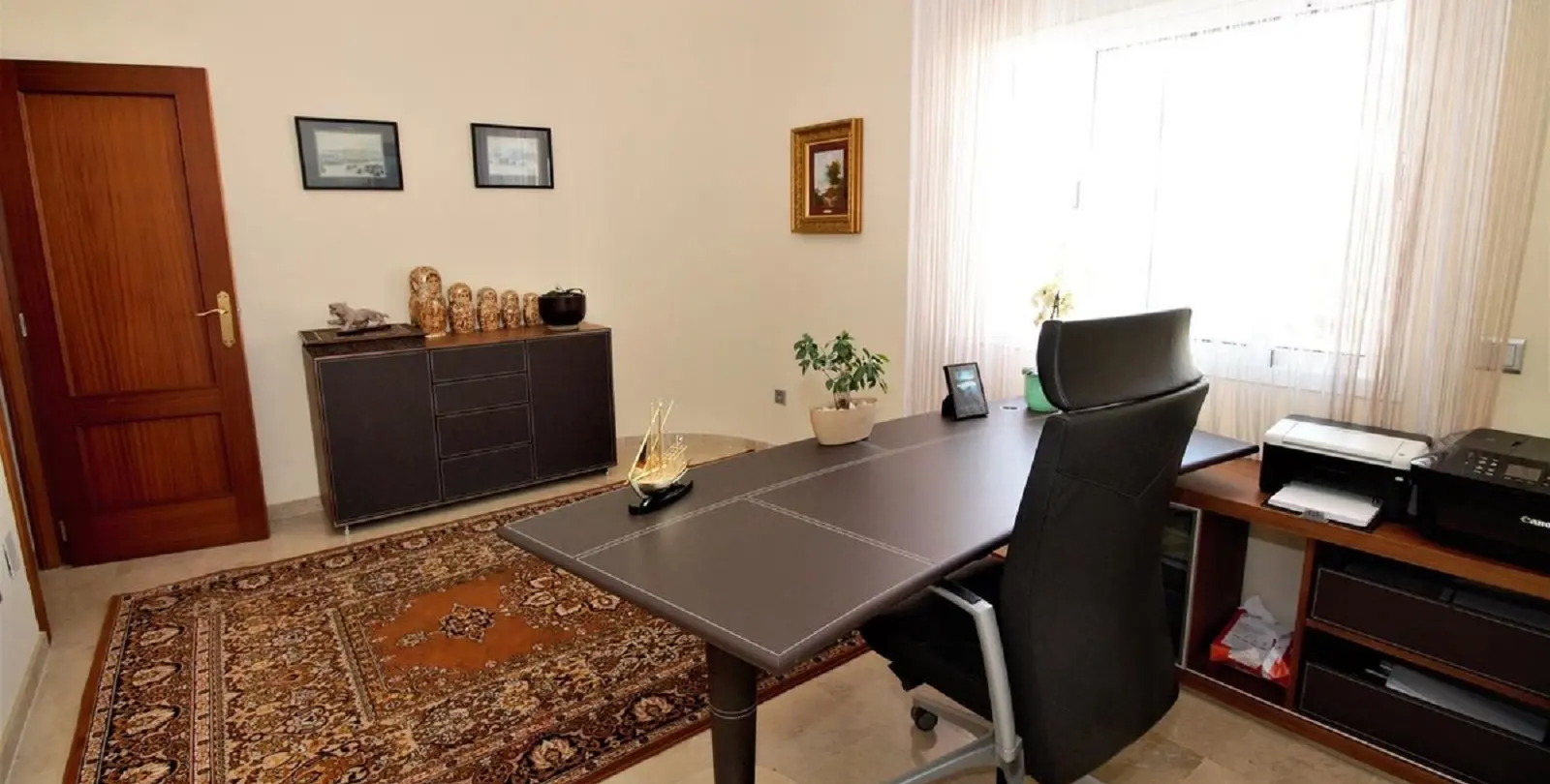 Long-term rent of detached villa in El Paraiso 31