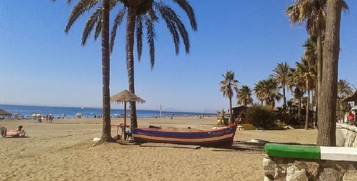 Venta de hotel en Estepona (distrito Estepona) 1