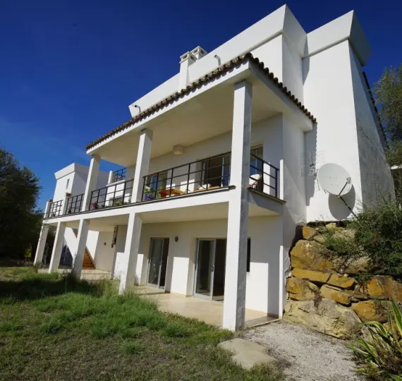 Продажа  отдельно стоящей виллы в Gaucín