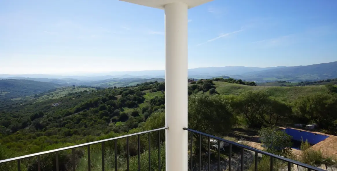 Продажа  отдельно стоящей виллы в Gaucín 7