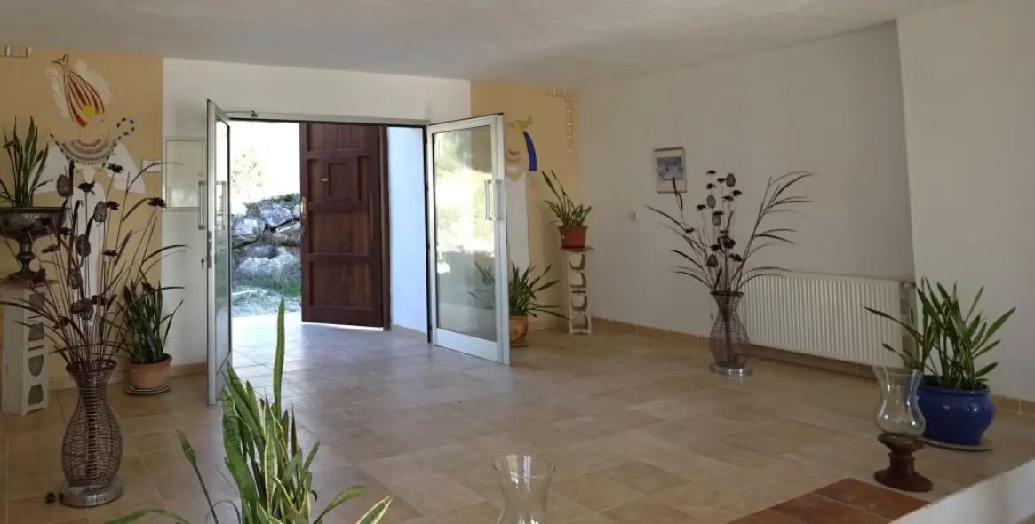 Продажа  отдельно стоящей виллы в Gaucín 11