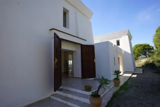 Image 2 thumb