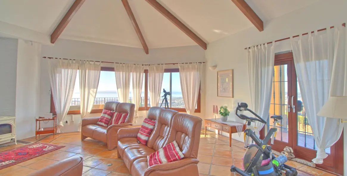 Продажа финки в Estepona 21