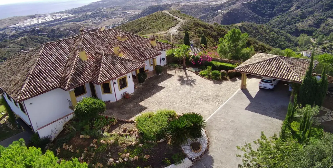 Продажа финки в Estepona 36