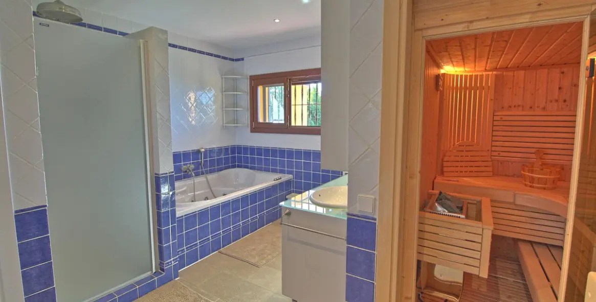 Продажа финки в Estepona 45