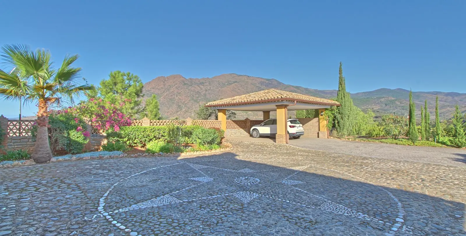 Sale of finca - cortijo in Estepona 6