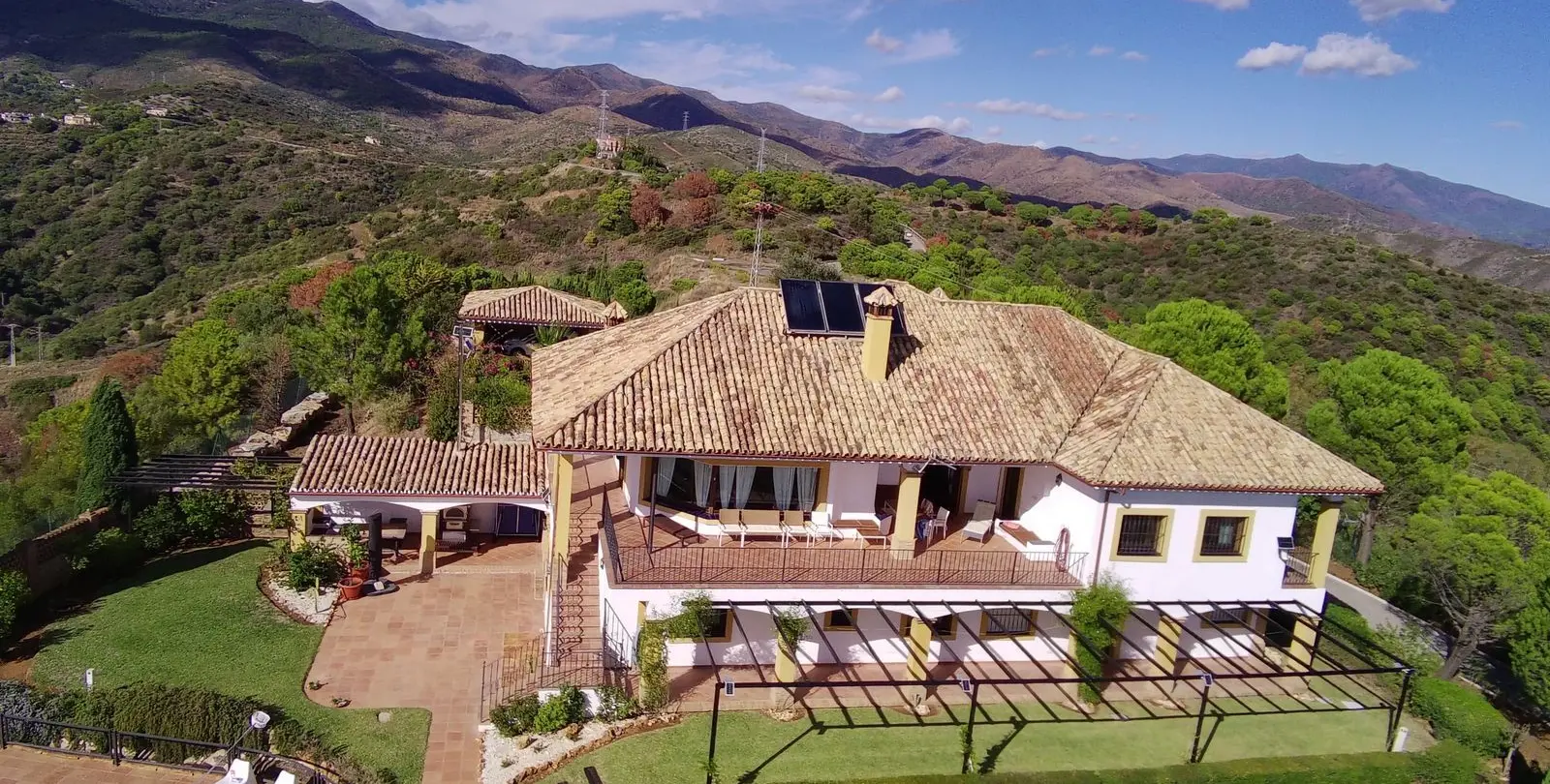 Sale of finca - cortijo in Estepona 26