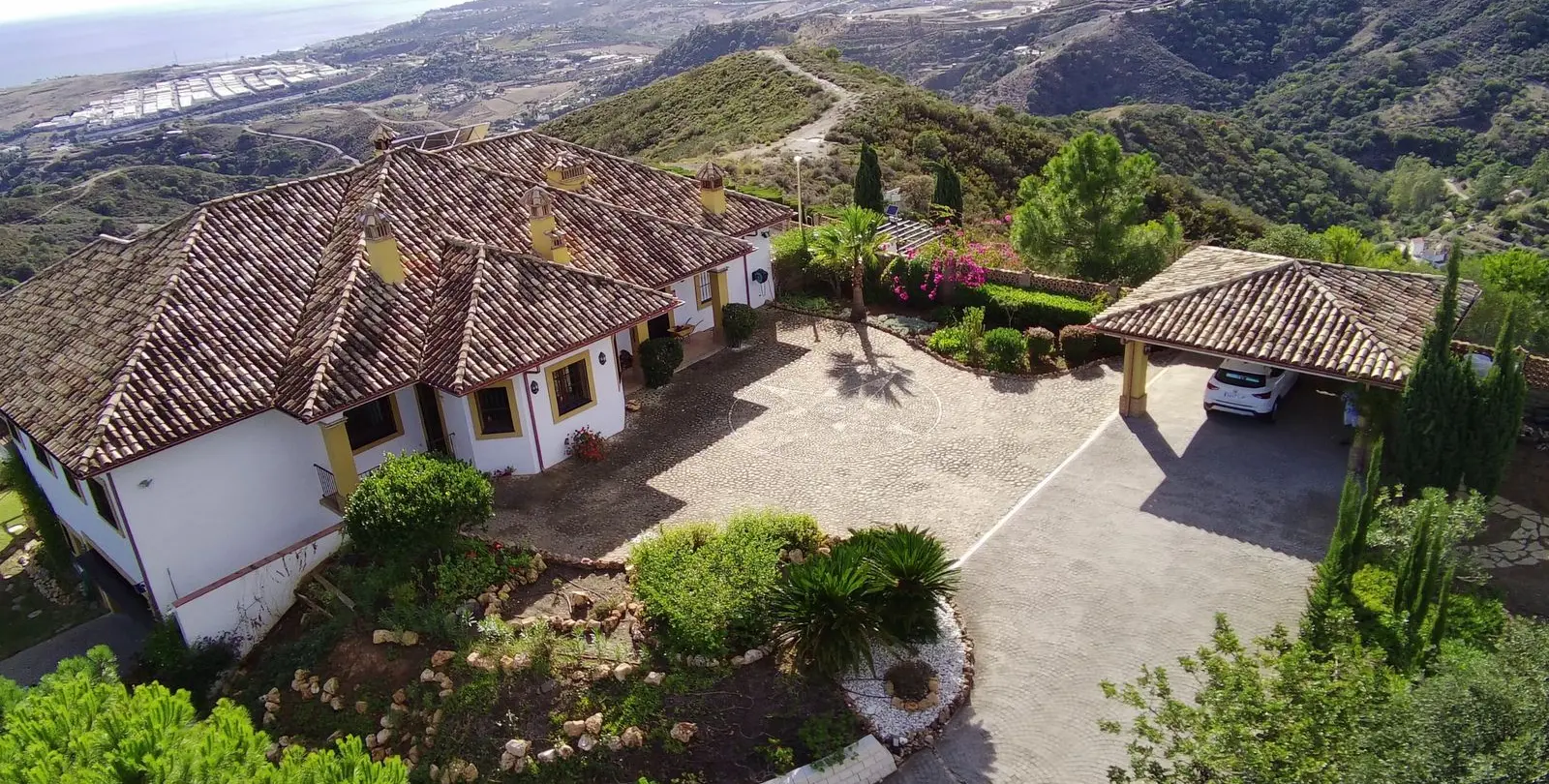 Sale of finca - cortijo in Estepona 53