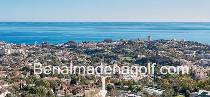 Sale of residential plot in Benalmadena 1