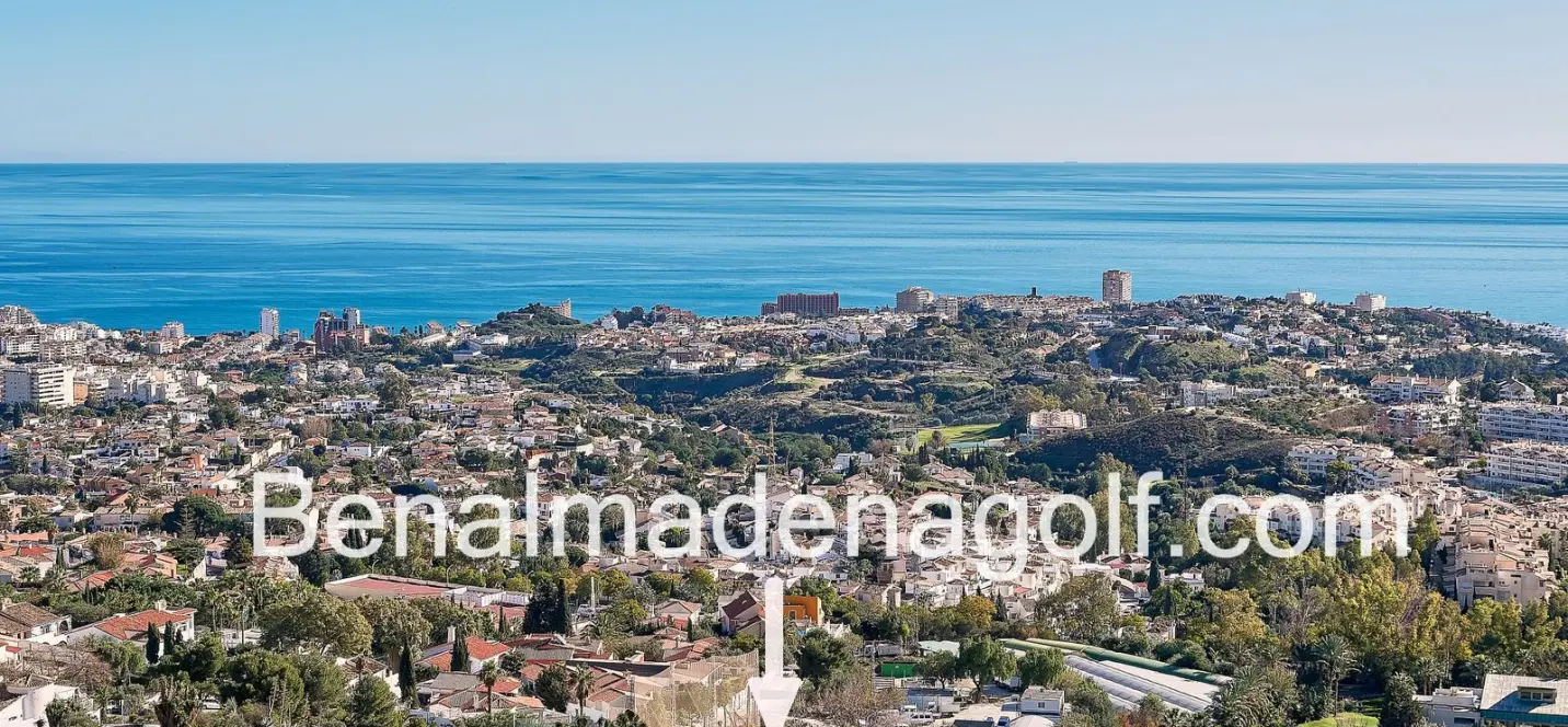 Продажа  жилого участка в Benalmadena 1
