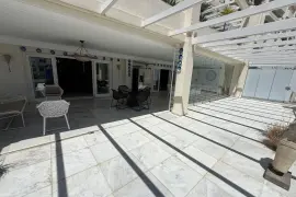Image 1 thumb
