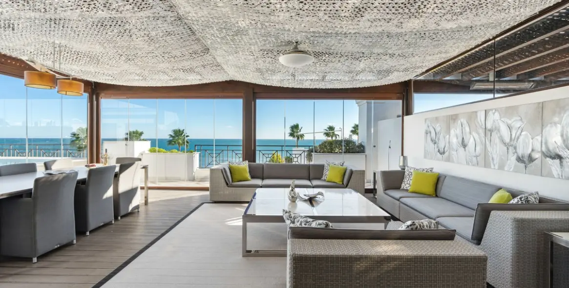 Sale of penthouse in Estepona (district Estepona) 9