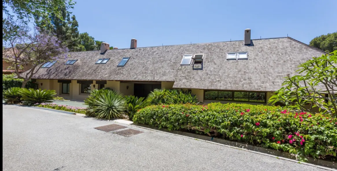 Продажа  отдельно стоящей виллы в Marbella East (район Río Real) 1