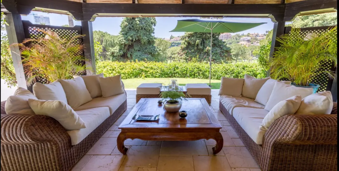 Venta de villa independiente en Río Real 12