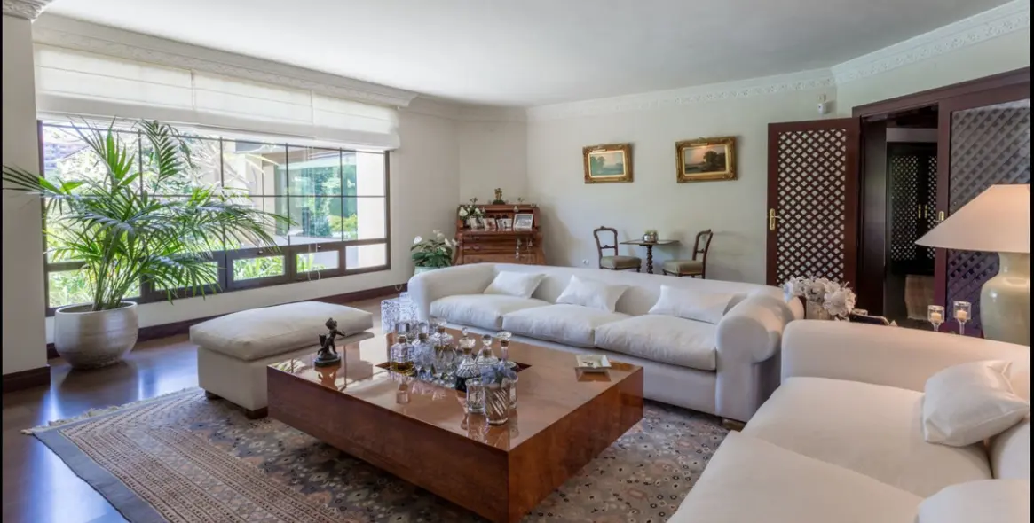 Venta de villa independiente en Río Real 19