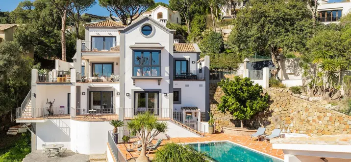 Detached villa R4652665 1