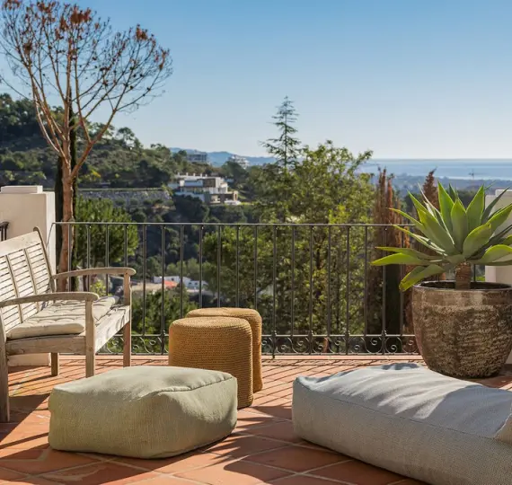 Detached villa R4652665