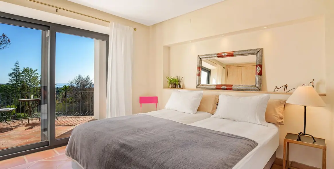 Venta de villa independiente en El Madroñal 26