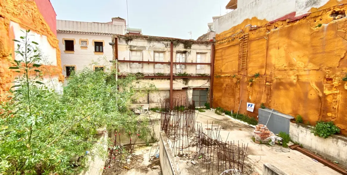 Продажа  жилого участка в Marbella 2