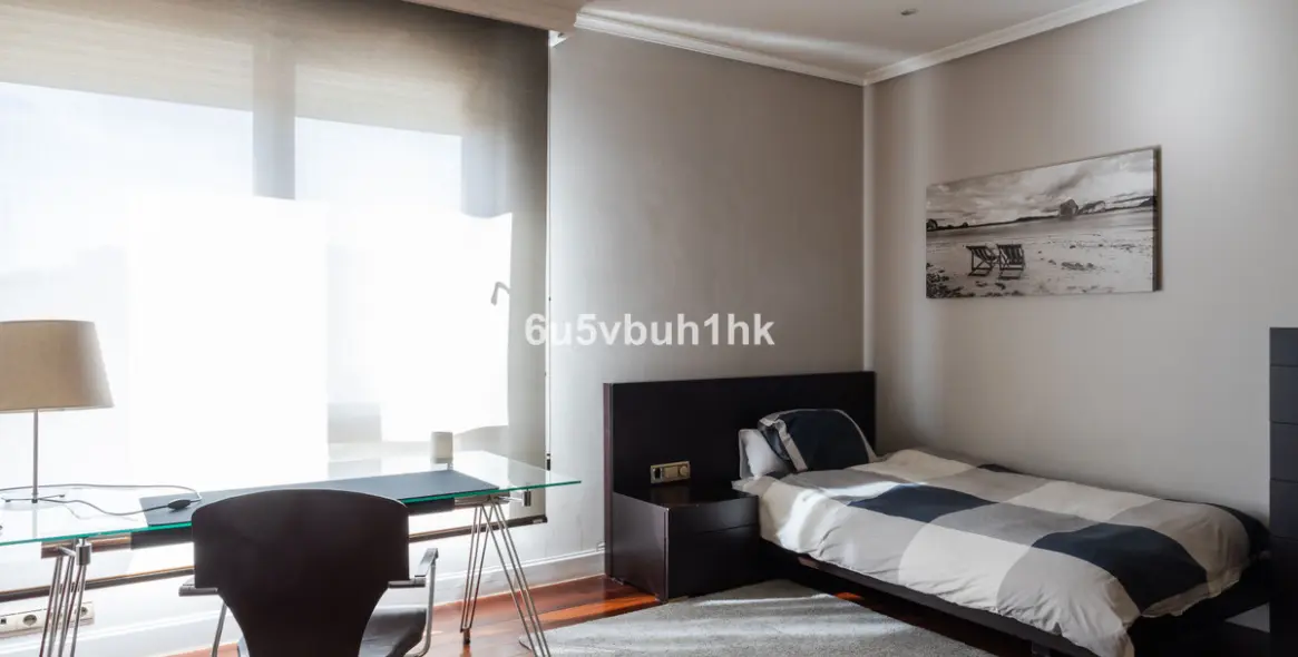 Продажа  отдельно стоящей виллы в Málaga 23