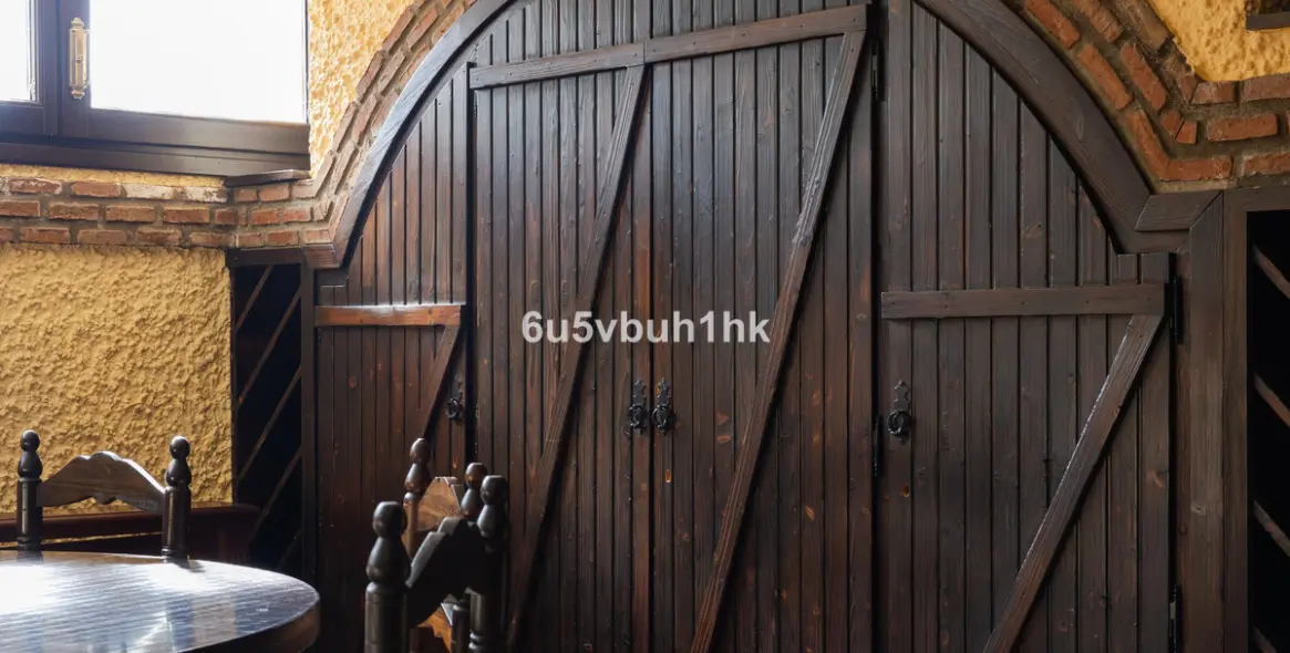Продажа  отдельно стоящей виллы в Málaga 32