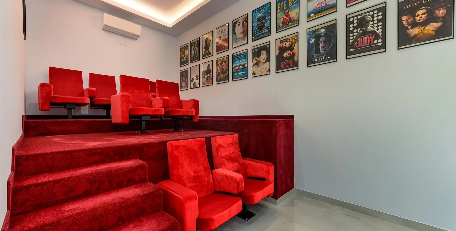 Sale of detached villa in Manilva 26