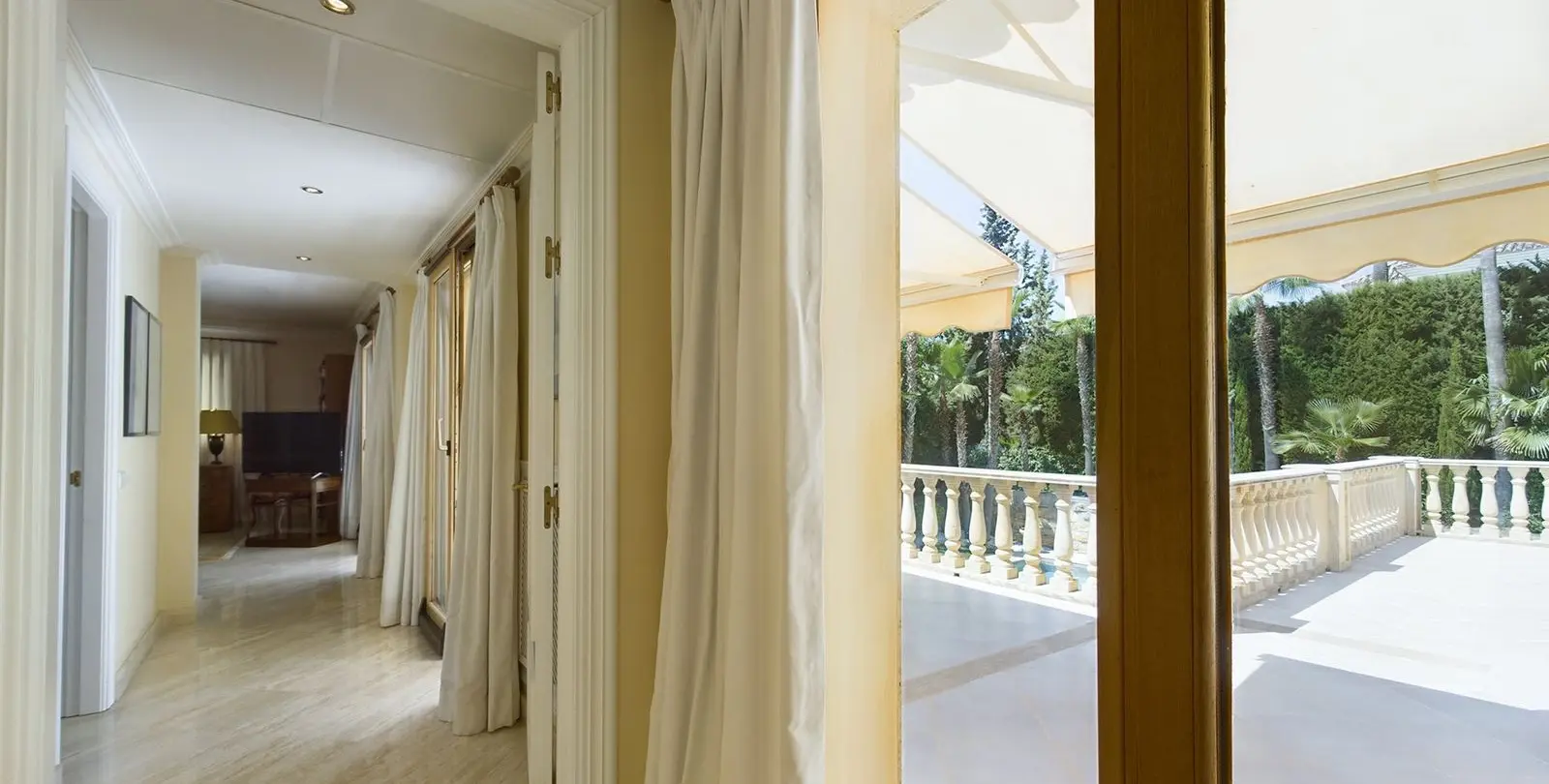 Sale of detached villa in Nueva Andalucía 37