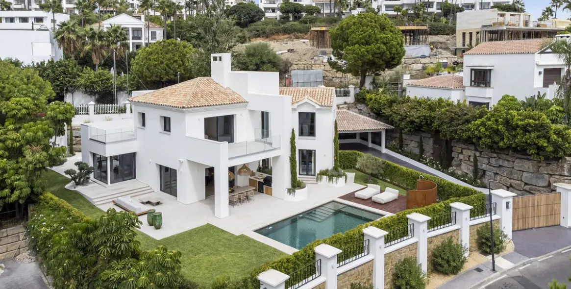 Venta de villa independiente en Benahavís 1